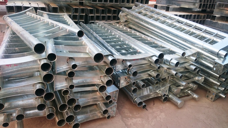 CUNG CẤP VÀ THI CÔNG LAN CAN CẦU